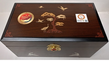 CAO HỒNG SÂM HÀN QUỐC 500 GRAM X 2 HŨ HỘP GỖ Achimadang